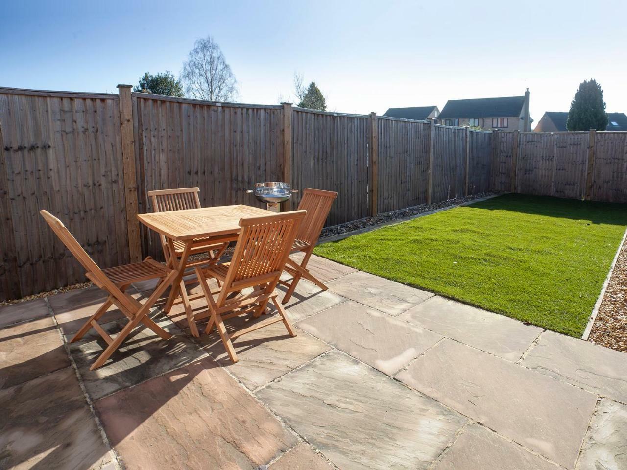 White House Apartments-Free Parking 1 Car Per Apartment York Exterior foto